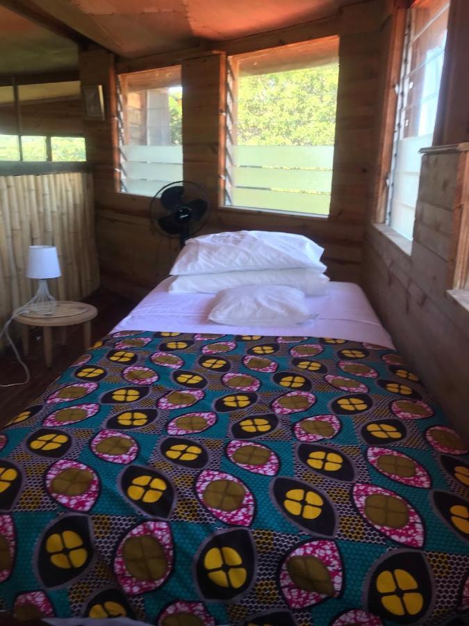 Moringa Ingadi Treasure Beach Exterior foto