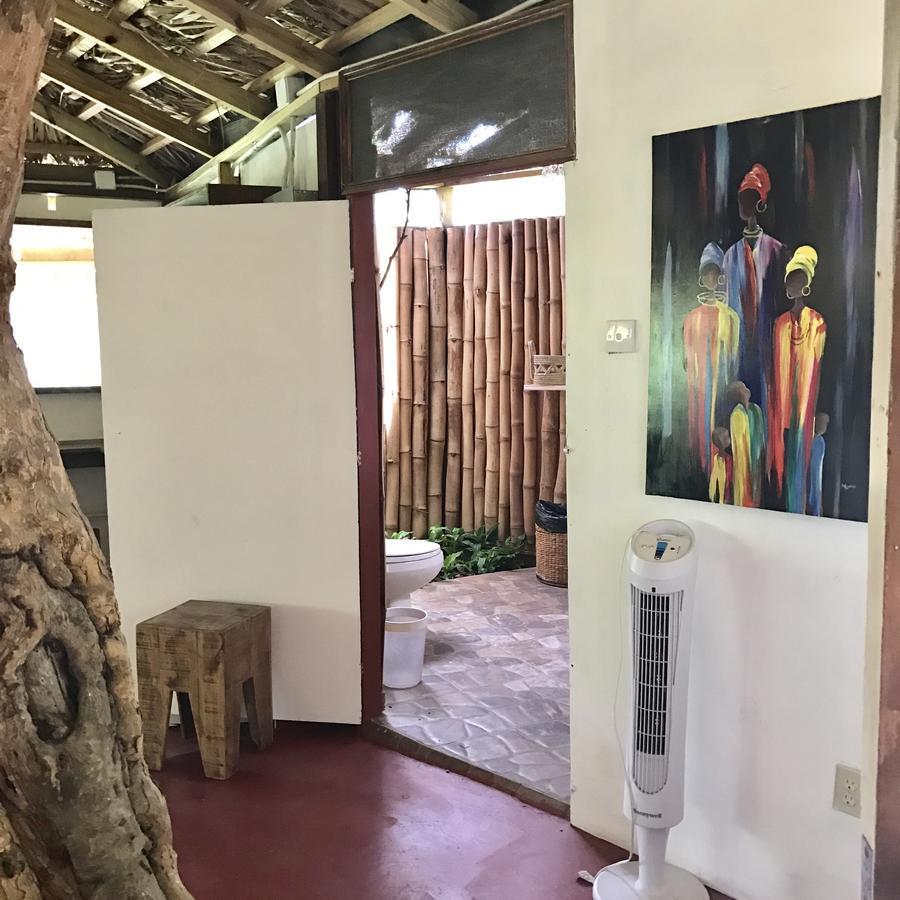 Moringa Ingadi Treasure Beach Exterior foto